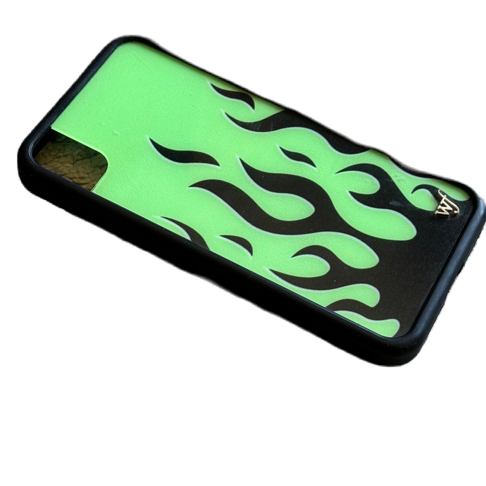 XR IPhone Case GREEN Flames Wildflower